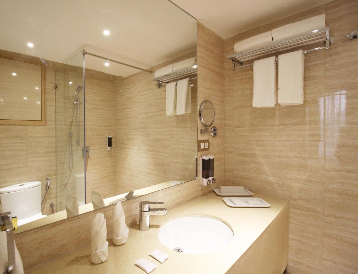 Hotel Jagadish International-Sankey Road บังกาลอร์ ภายนอก รูปภาพ